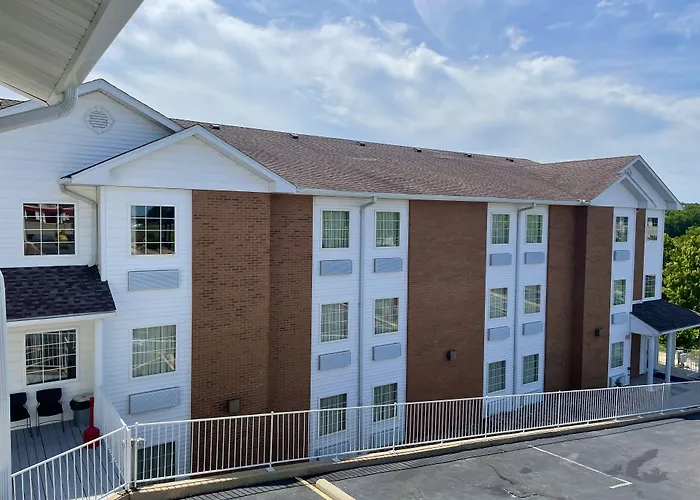 Schmidt'S Creek Hotel